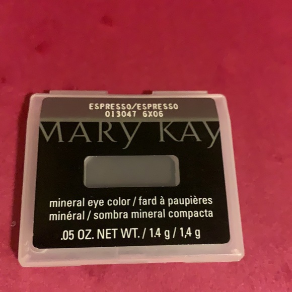 Matte Brown “Espresso” Eyeshadow - Picture 2 of 2